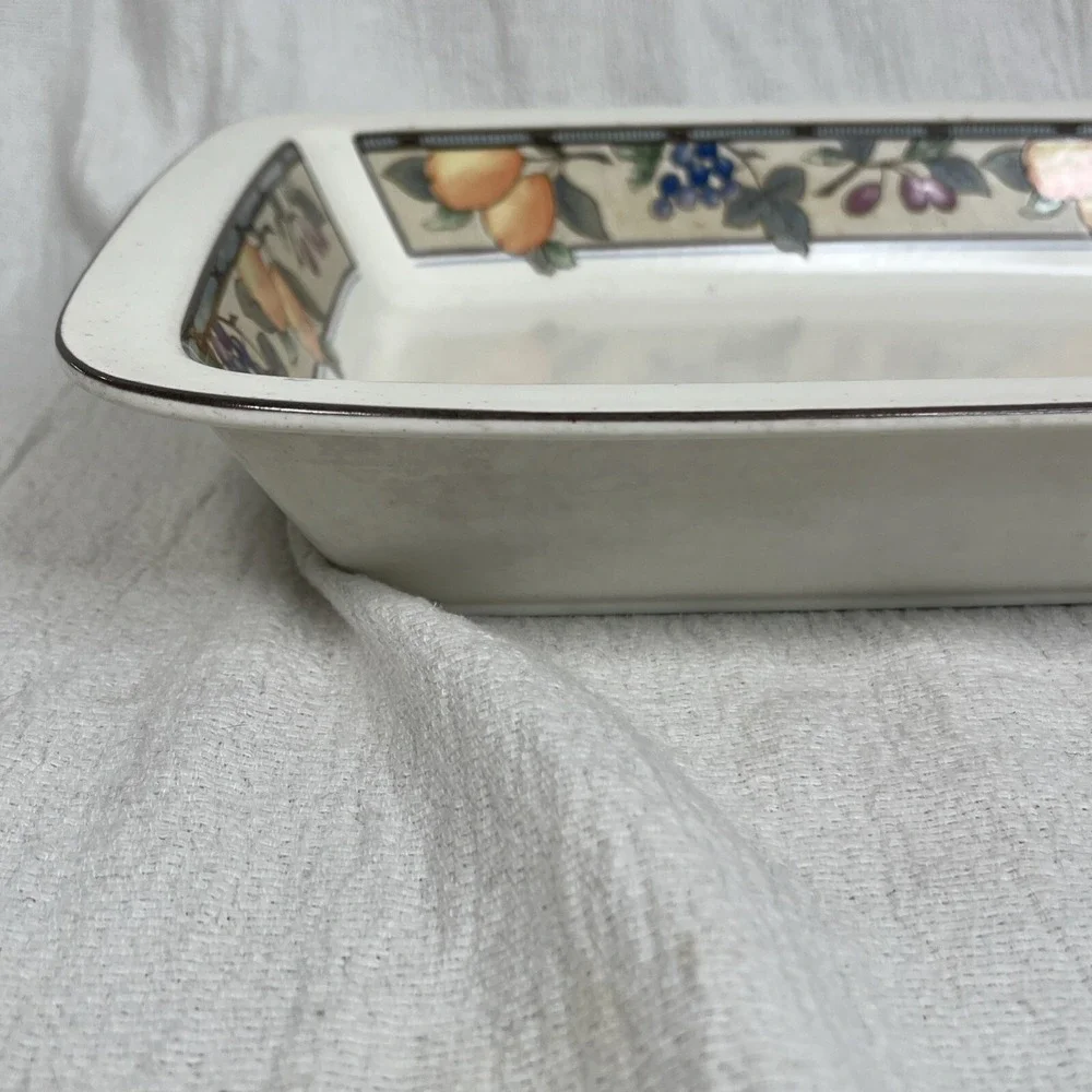 Mikasa Garden Harvest Lasagna Baker Casserole Intaglio Art French Country